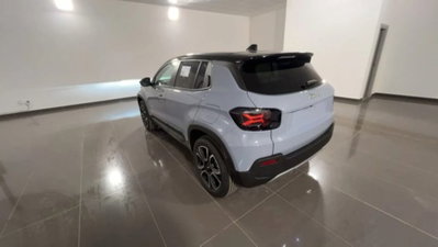 Jeep Avenger 1.2 turbo e-hybrid mhev Summit fwd 110cv edct6 (3)