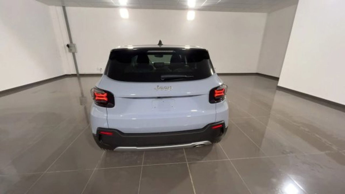 Jeep Avenger 1.2 turbo e-hybrid mhev Summit fwd 110cv edct6 (5)