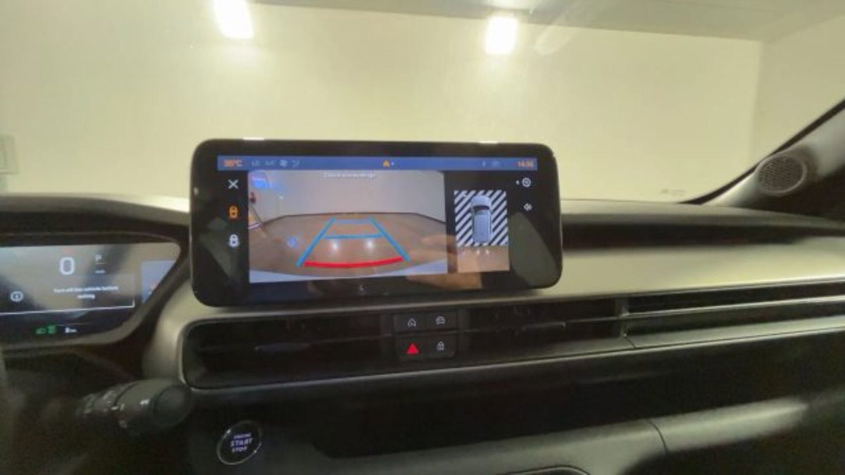Jeep Avenger 1.2 turbo e-hybrid mhev Summit fwd 110cv edct6 (8)