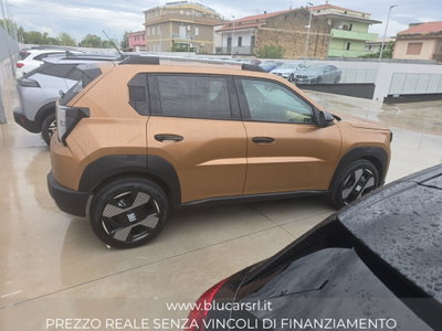 Fiat Grande Panda 1.2 hybrid La Prima 110cv edct (7)