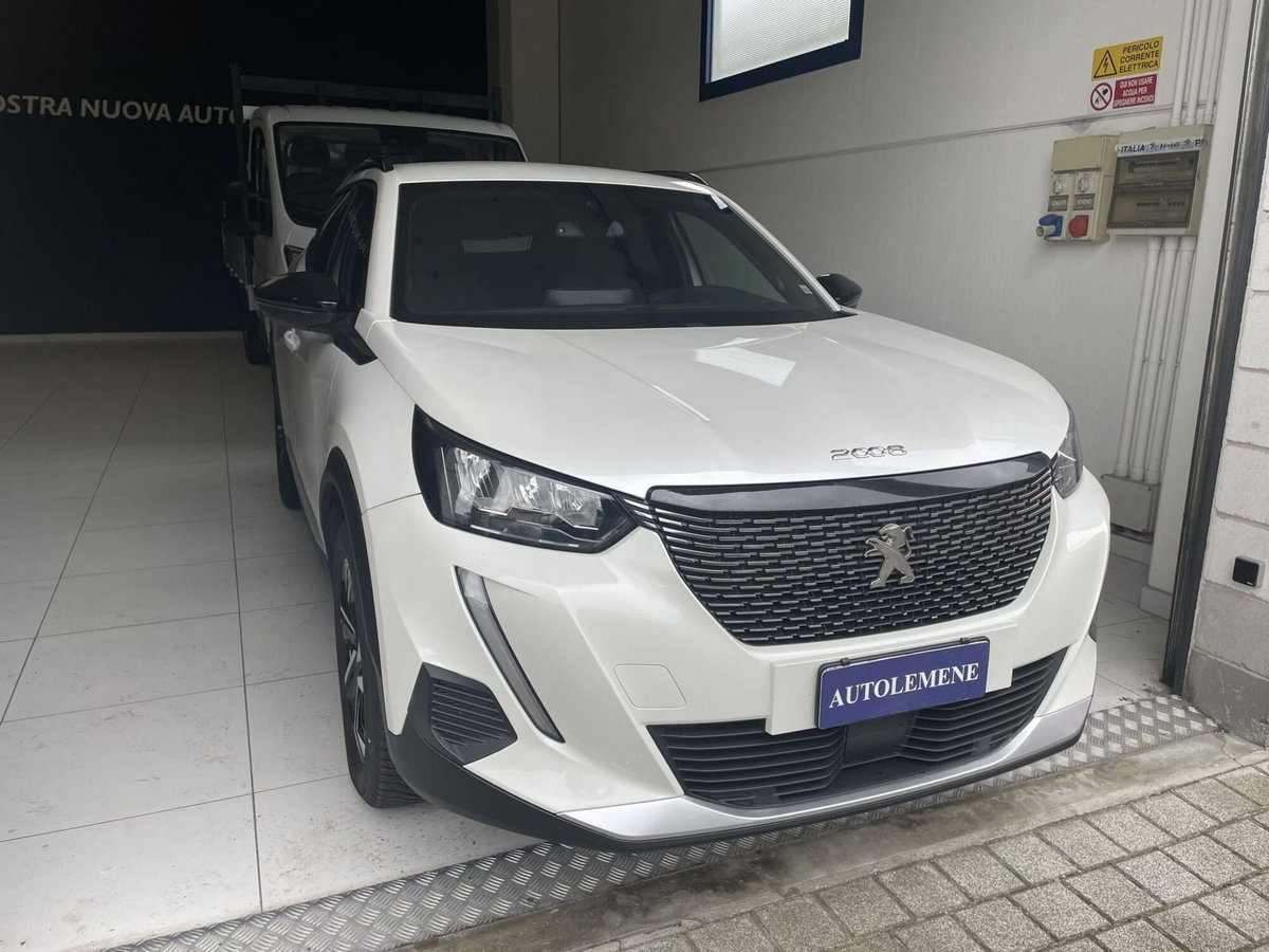 Peugeot 2008 1.2 turbo Allure 100cv