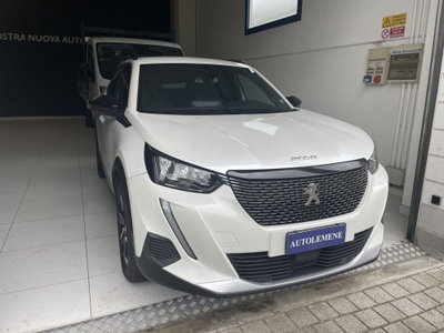Peugeot 2008 1.2 turbo Allure 100cv usata