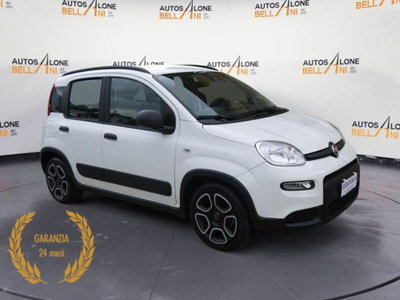 Fiat Panda 1.0 FireFly S&S Hybrid City Cross usata