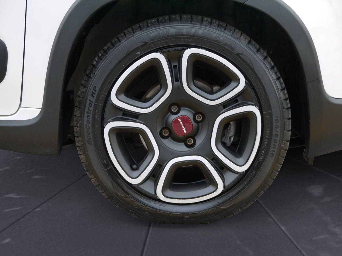 Fiat Panda 1.0 FireFly S&S Hybrid City Cross (8)