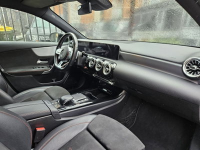 Mercedes-Benz Classe A 180 d Premium (10)