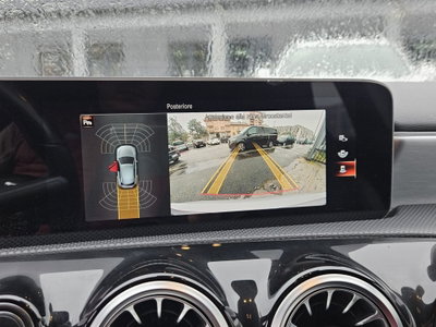 Mercedes-Benz Classe A 180 d Premium (15)