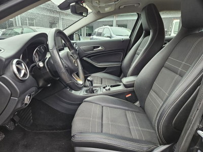 Mercedes-Benz GLA SUV 200 d Premium (8)
