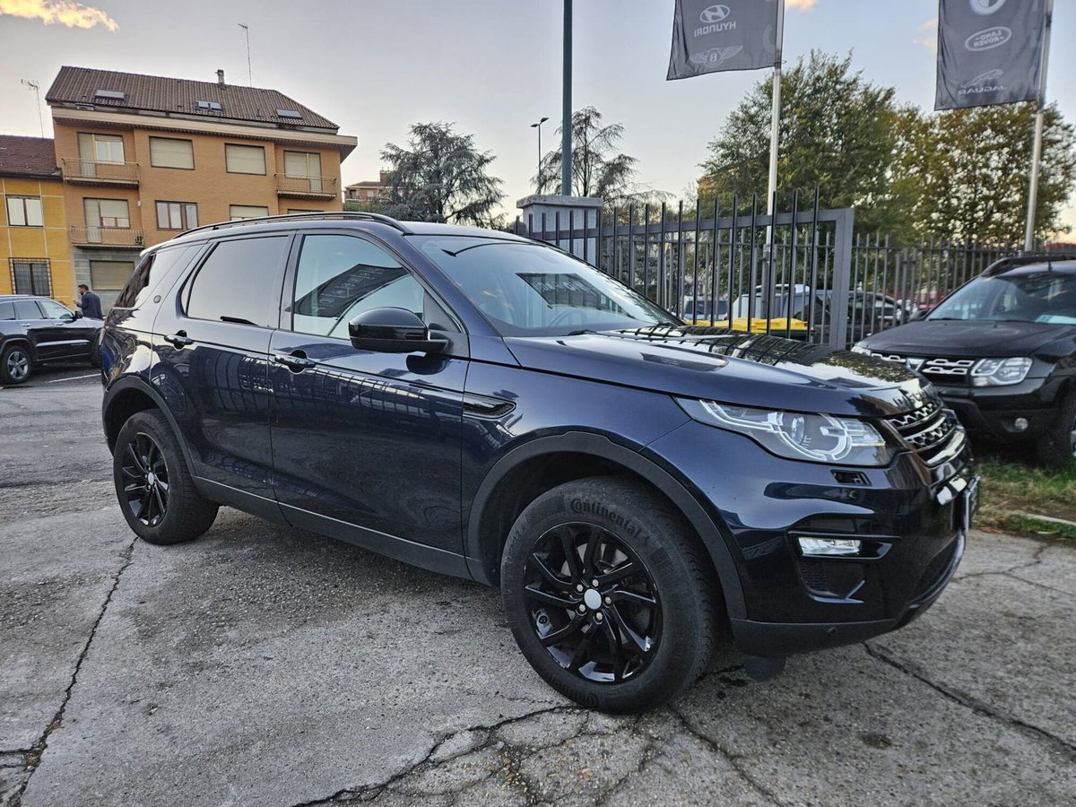 Land Rover Discovery Sport 2.0 TD4 150 CV Pure (3)