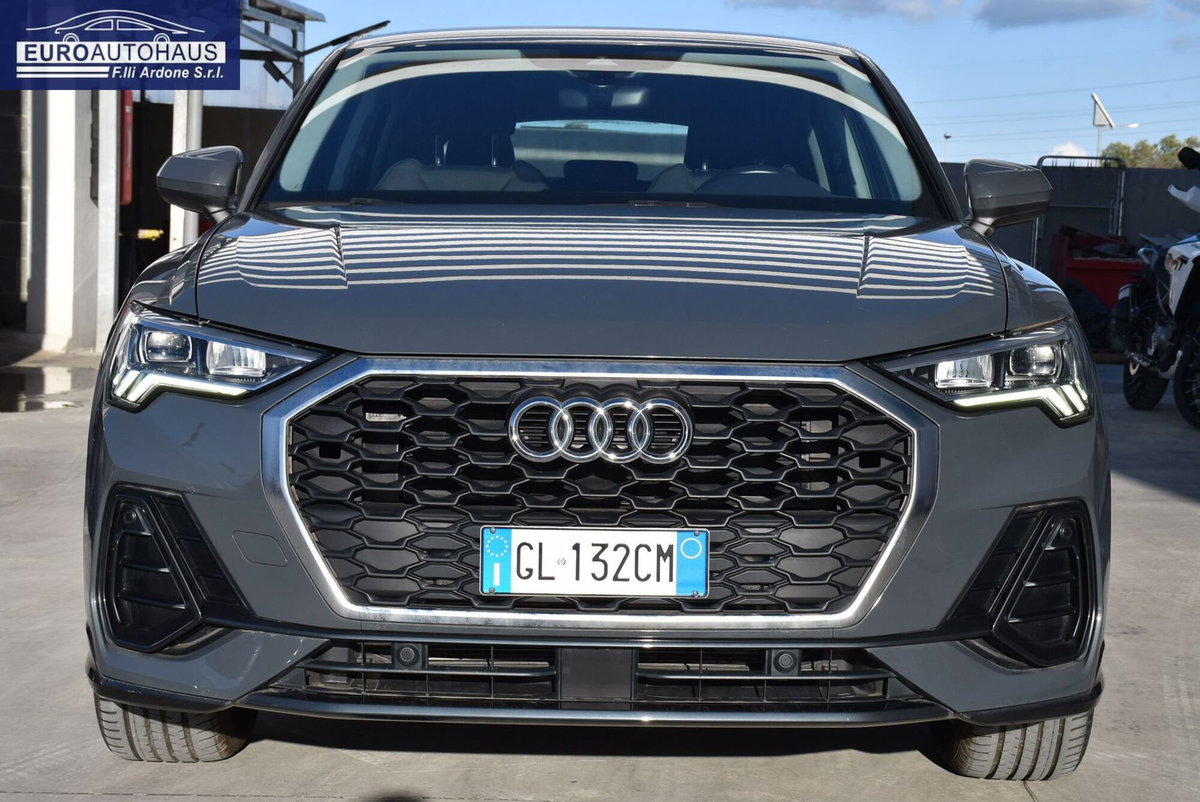 Audi Q3 Sportback 35 TDI quattro S tronic Business Plus (2)