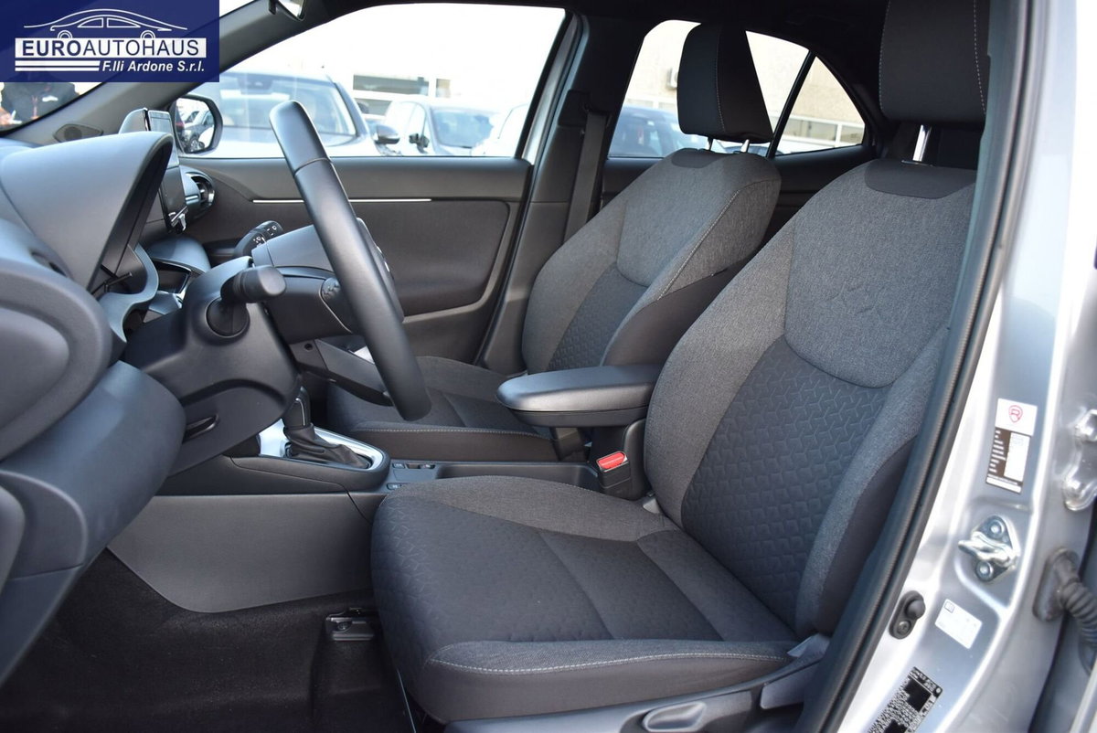 Toyota Yaris Cross 1.5 Hybrid 5p. E-CVT Trend (8)