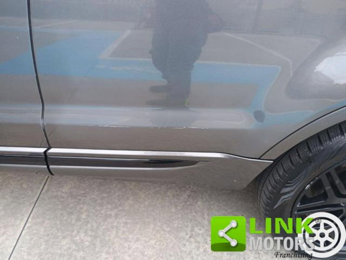 Land Rover Range Rover Evoque 2.0 eD4 5p. Pure (17)