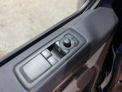 Ford Tourneo Custom 320 2.0 EcoBlue 150CV PL Titanium (16)