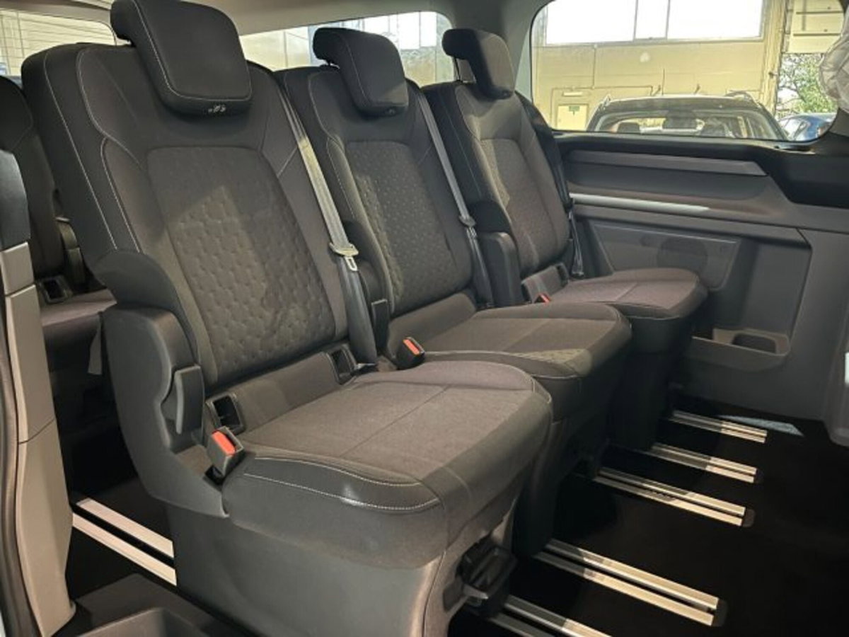 Ford Tourneo Custom 320 2.0 EcoBlue 150CV PL Titanium (11)