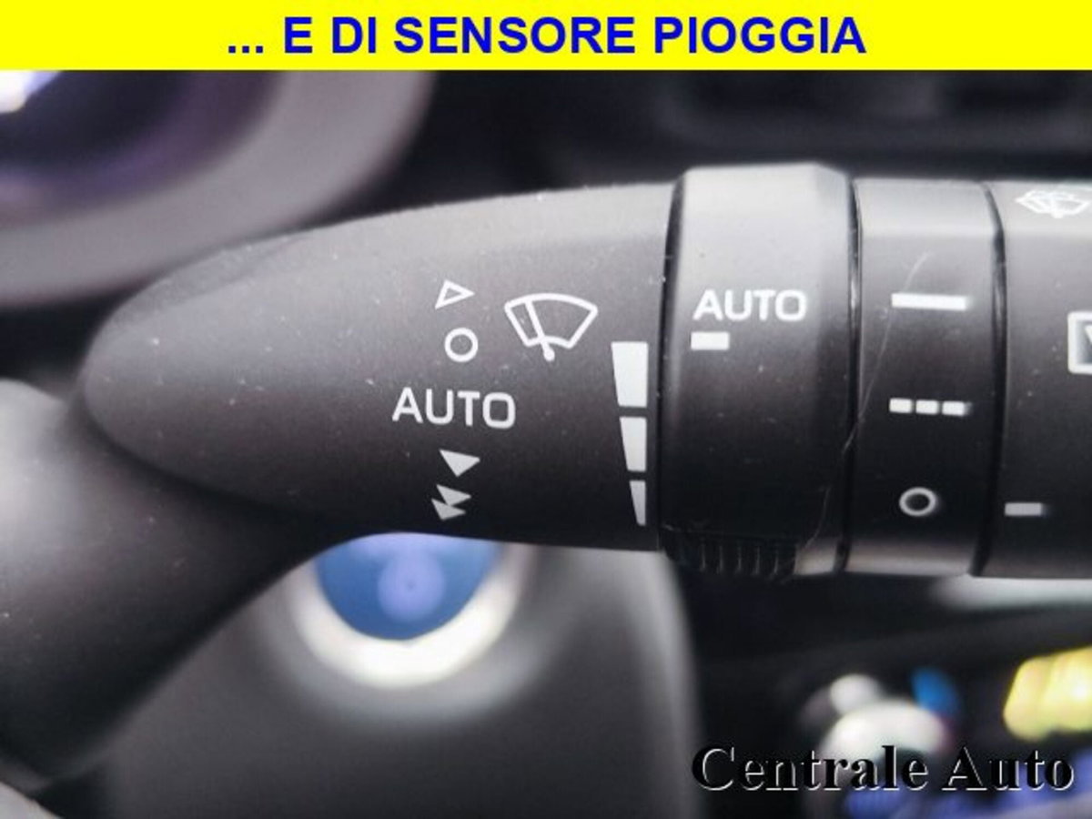 Toyota Yaris Cross 1.5 Hybrid 5p. E-CVT AWD-i Trend (10)