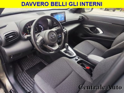 Toyota Yaris Cross 1.5 Hybrid 5p. E-CVT AWD-i Trend (11)