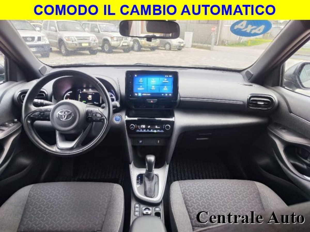 Toyota Yaris Cross 1.5 Hybrid 5p. E-CVT AWD-i Trend (15)