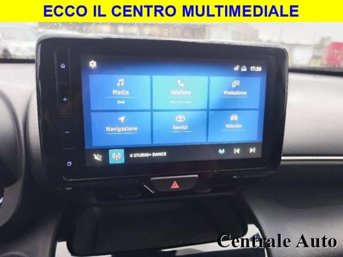Toyota Yaris Cross 1.5 Hybrid 5p. E-CVT AWD-i Trend (16)