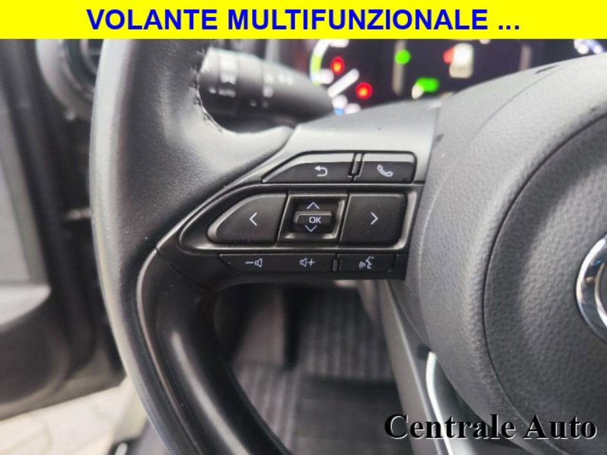 Toyota Yaris Cross 1.5 Hybrid 5p. E-CVT AWD-i Trend (7)