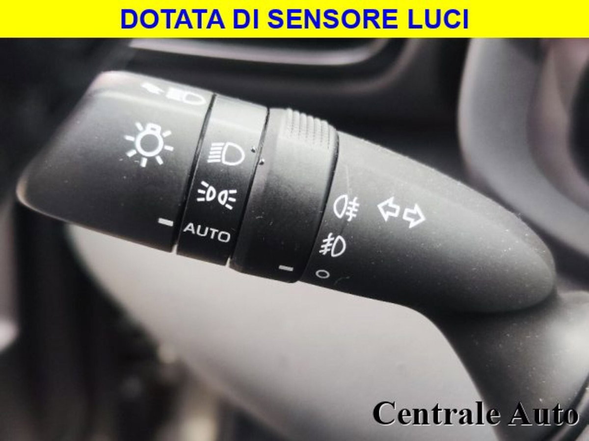 Toyota Yaris Cross 1.5 Hybrid 5p. E-CVT AWD-i Trend (9)