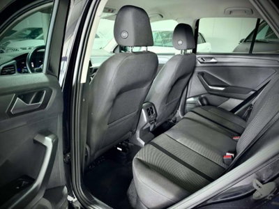 Volkswagen T-Roc 2.0 tdi Life 115cv (13)