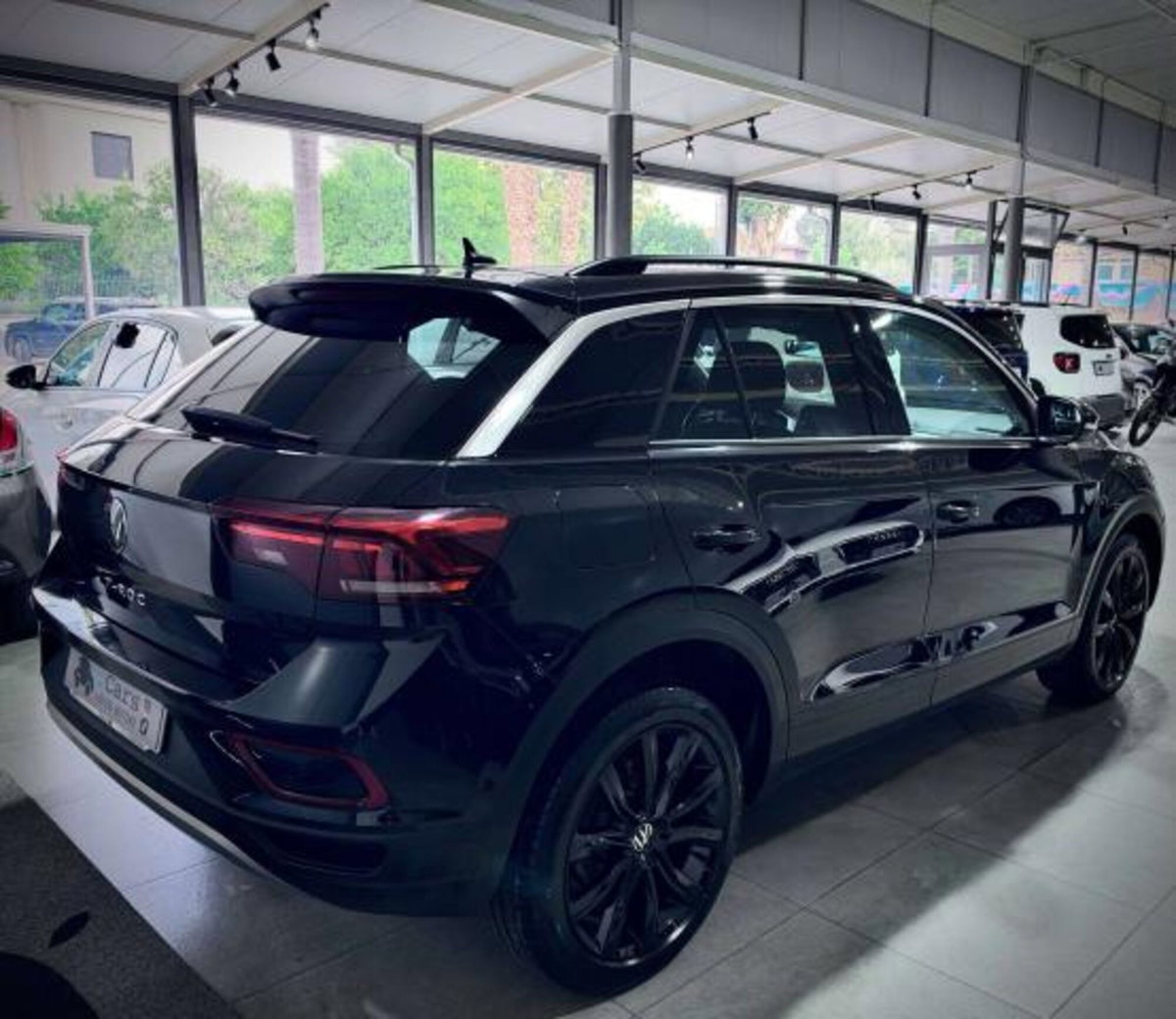 Volkswagen T-Roc 2.0 tdi Life 115cv (6)