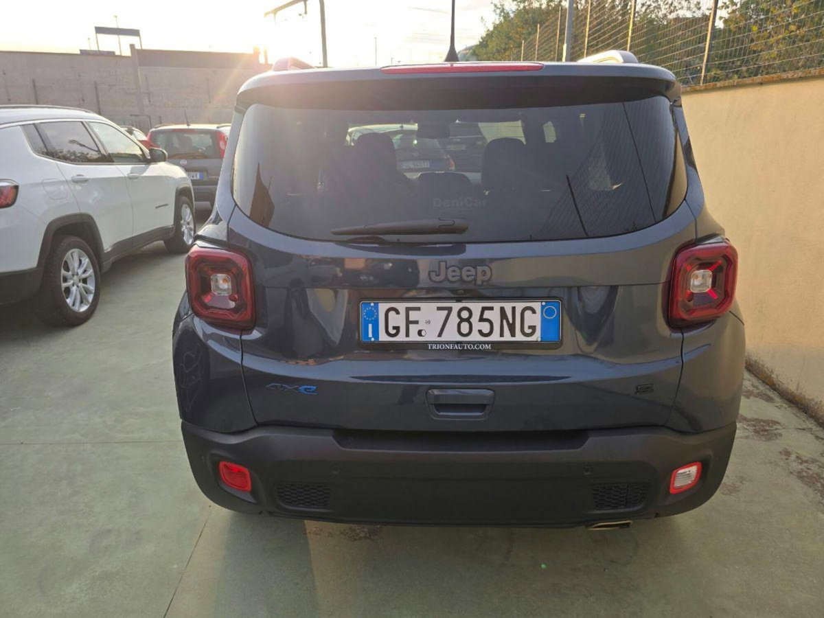 Jeep Renegade 1.3 T4 240CV PHEV 4xe AT6 S (11)