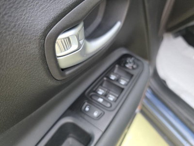 Jeep Renegade 1.3 T4 240CV PHEV 4xe AT6 S (20)
