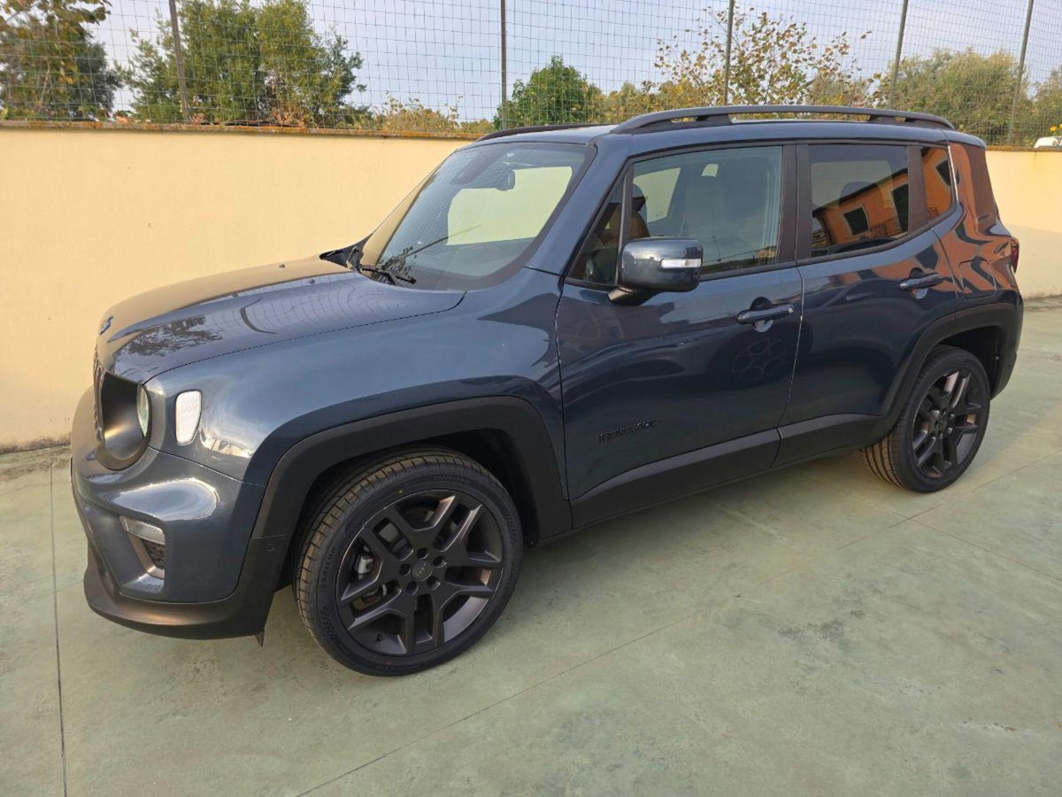 Jeep Renegade 1.3 T4 240CV PHEV 4xe AT6 S (8)