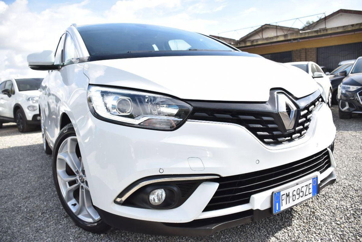 Renault Grand Scénic 1.5 dci energy Zen 110cv edc (11)