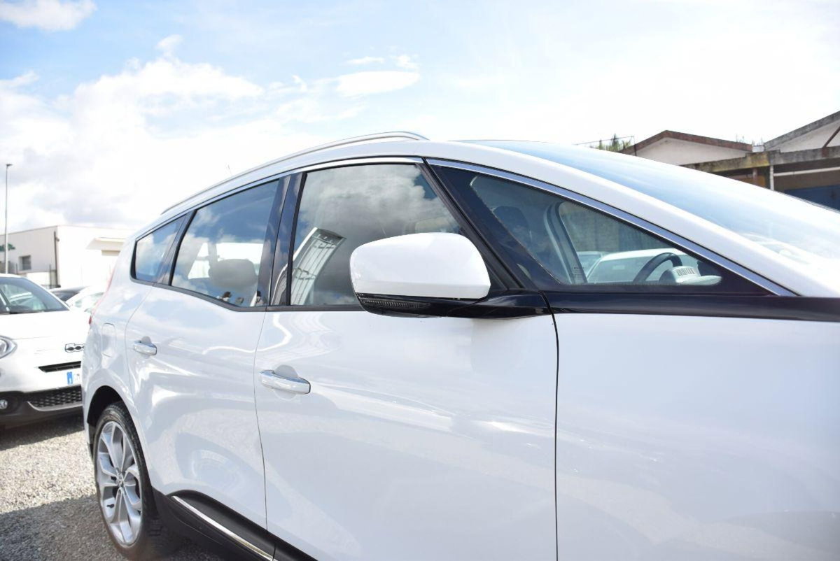 Renault Grand Scénic 1.5 dci energy Zen 110cv edc (13)