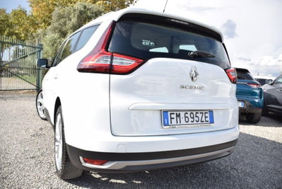 Renault Grand Scénic 1.5 dci energy Zen 110cv edc (20)