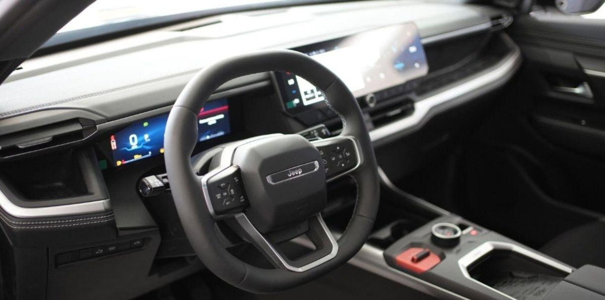 Jeep Compass 1.2 turbo e-hybrid mhev First Edition fwd 145cv edct6 (3)