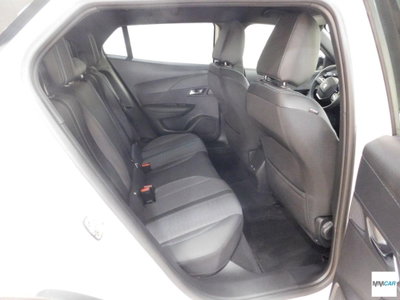 Peugeot 2008 BlueHDi 130 S&S EAT8 Allure Pack (12)