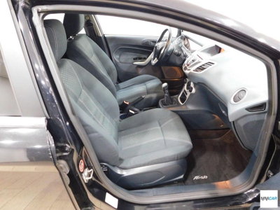 Ford Fiesta 1.6 TDCi 95 CV 5p. Titanium (10)