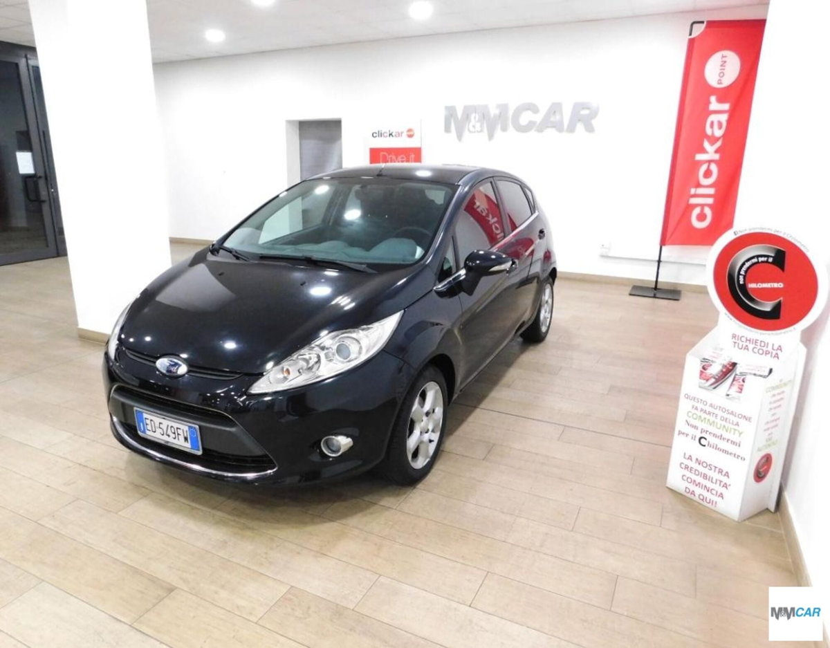 Ford Fiesta 1.6 TDCi 95 CV 5p. Titanium (2)