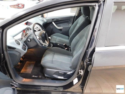 Ford Fiesta 1.6 TDCi 95 CV 5p. Titanium (8)