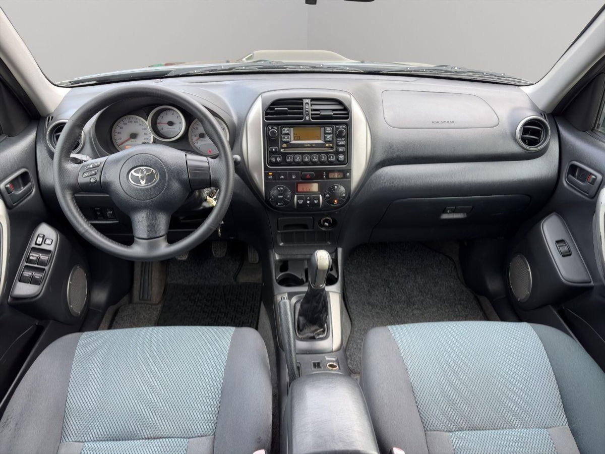 Toyota Rav4 Tdi D-4D cat 5 porte Sol (14)