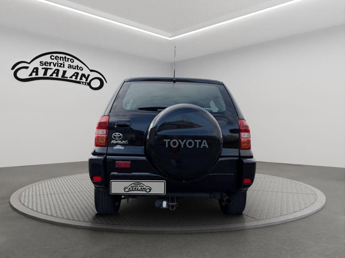 Toyota Rav4 Tdi D-4D cat 5 porte Sol (4)