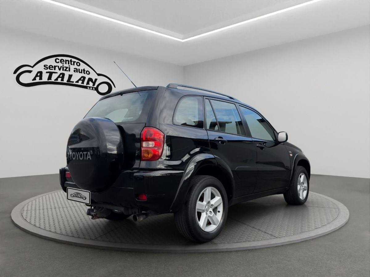 Toyota Rav4 Tdi D-4D cat 5 porte Sol (5)