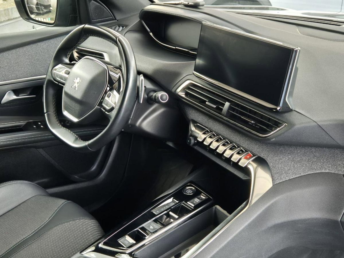 Peugeot 5008 BlueHDi 130 S&S Allure Pack (15)