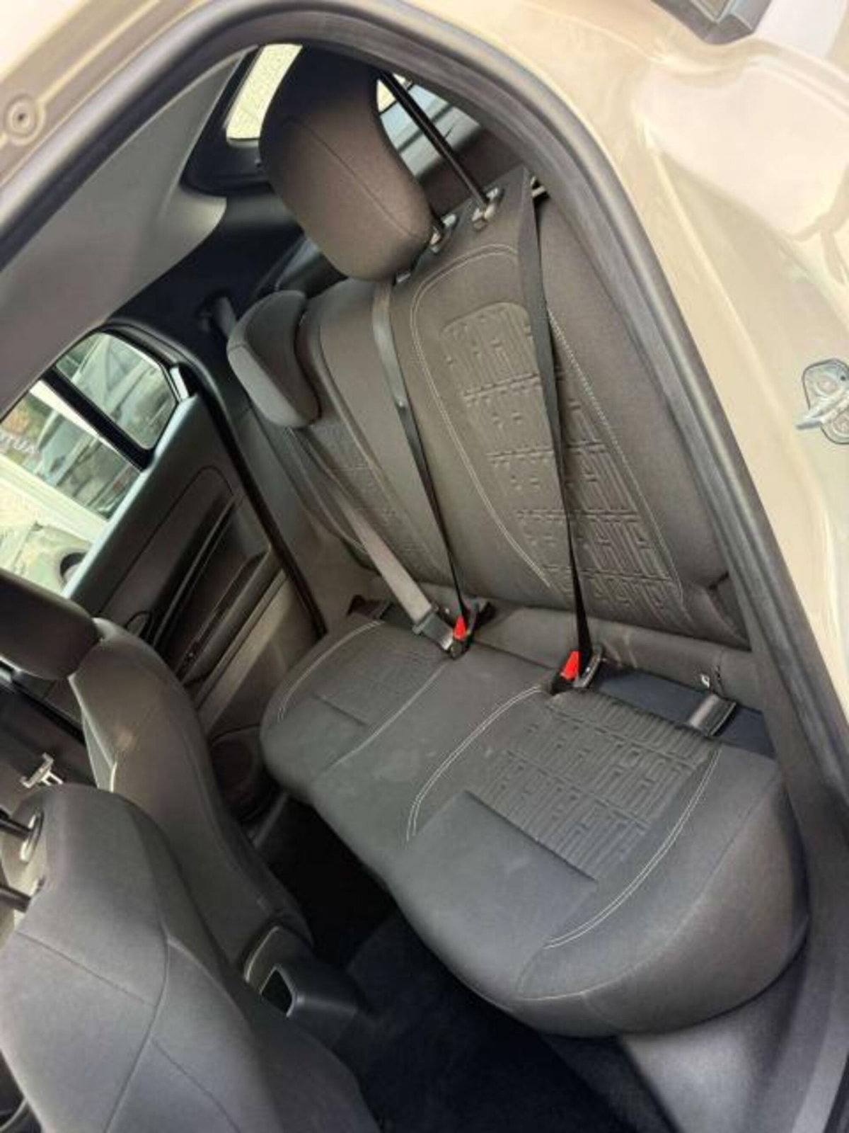 Fiat 600 1.2 Business 100cv (12)