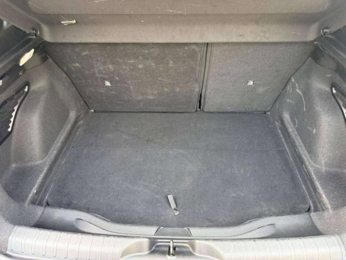 Fiat 600 1.2 Business 100cv (14)