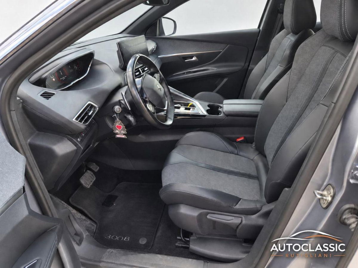 Peugeot 3008 BlueHDi 130 S&S Allure (13)