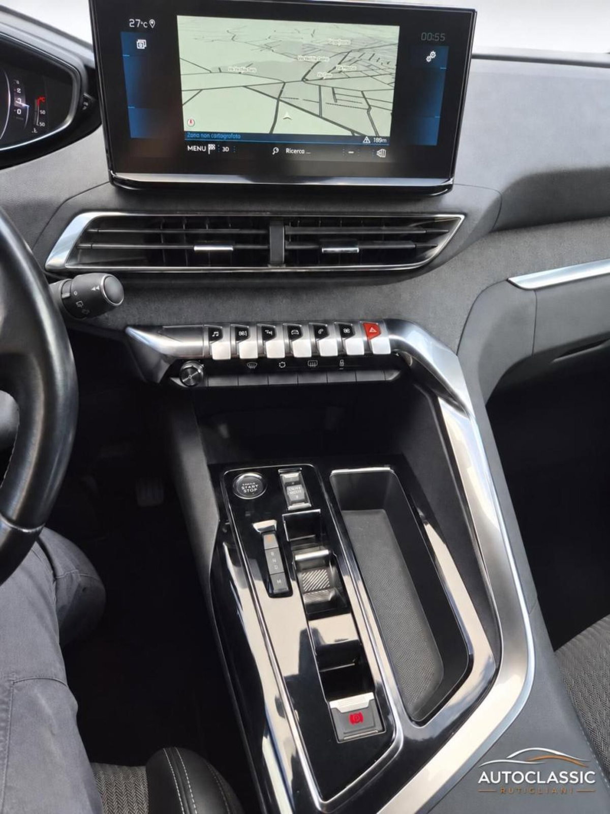 Peugeot 3008 BlueHDi 130 S&S Allure (9)