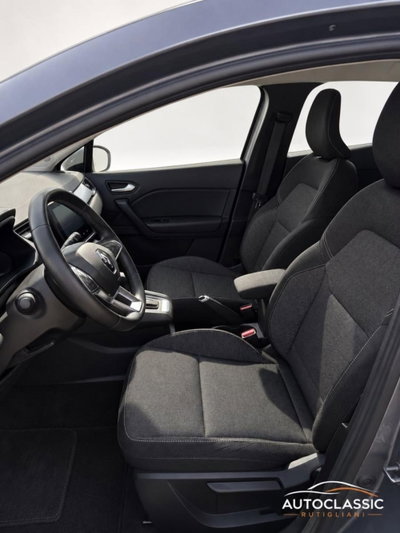 Renault Captur Plug-in Hybrid E-Tech 160 CV Engineered (8)