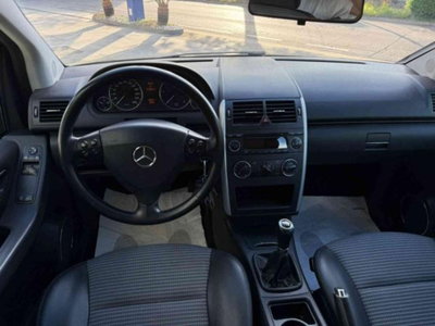 Mercedes-Benz Classe A 160 CDI Avantgarde (6)