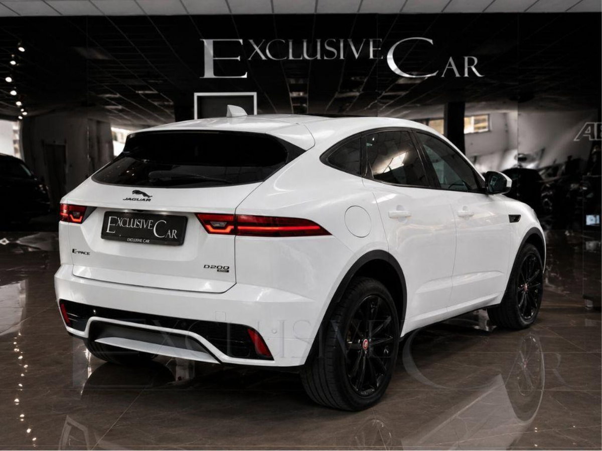 Jaguar E-Pace 2.0d i4 mhev R-Dynamic SE awd 204cv auto (4)
