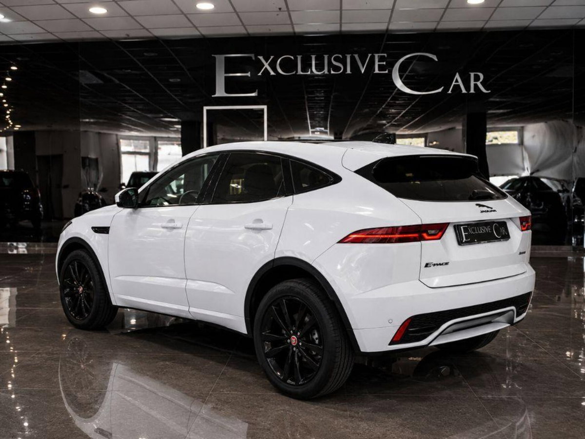 Jaguar E-Pace 2.0d i4 mhev R-Dynamic SE awd 204cv auto (6)