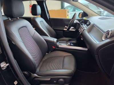 Mercedes-Benz Classe B 180 d Premium (10)