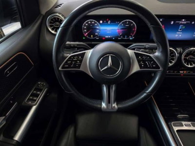 Mercedes-Benz Classe B 180 d Premium (13)